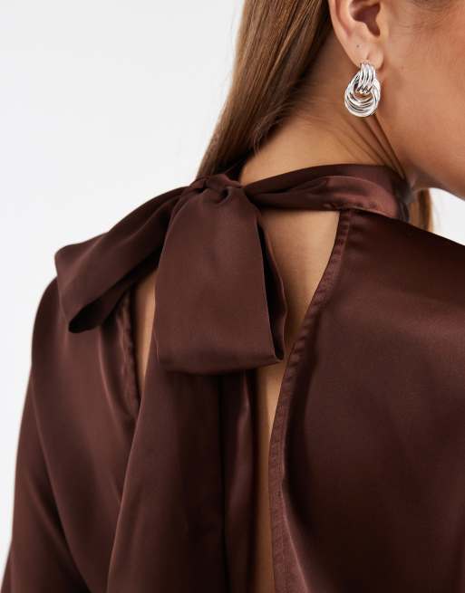ASOS DESIGN satin high neck batwing blouse in chocolate, 4 of 4