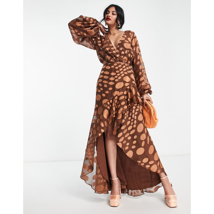 ASOS DESIGN Curve exclusive satin jacquard warped spot wrap maxi