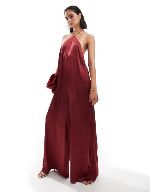 ASOS DESIGN Satin Jumpsuit in Burgunderrot mit Neckholder Trager