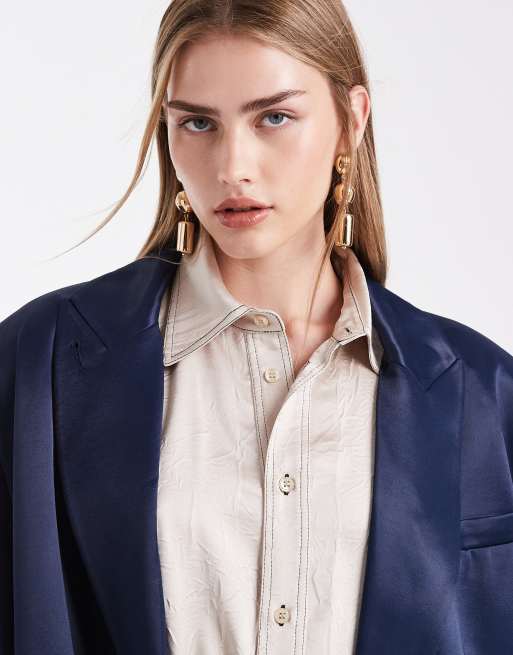 ASOS DESIGN satin longline oversized blazer in navy, 3 of 4