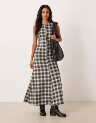 ASOS DESIGN - Satin-Maxikleid in Marineblau kariert mit Ringerrücken-Bunt