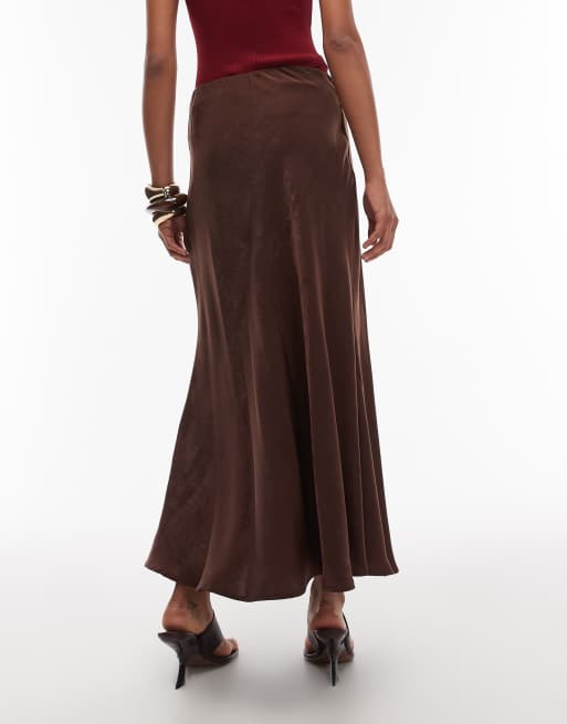 ASOS DESIGN – Satin-Maxirock mit Schwalbenschwanzsaum in Braun, 3 von 5