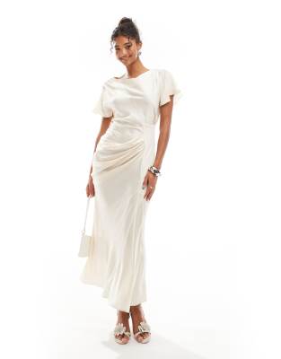 ASOS DESIGN - Satin-Midikleid in Austernweiß mit seitlicher Raffung und Flatterärmeln-Neutral