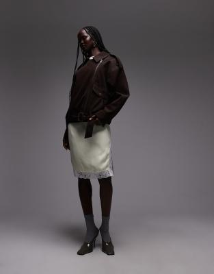 ASOS DESIGN - Satin-Midirock in Zitronengelb mit Spitzensaum