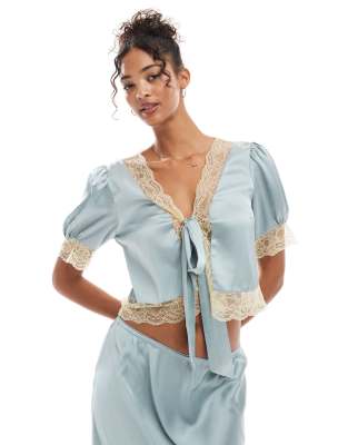 ASOS DESIGN - Satin-Oberteil in Blau mit Spitze und Bindedetail vorn, Kombiteil