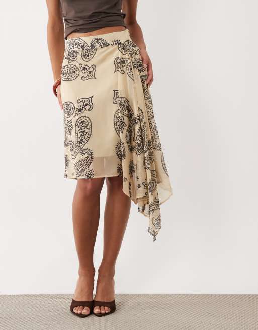 ASOS DESIGN satin paisley print midi skirt with split co ord, 2 of 5