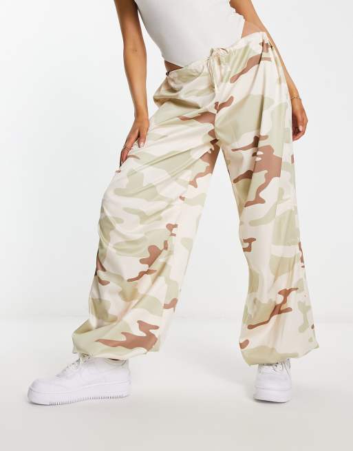 Old Navy, Pants & Jumpsuits, Old Navy Active Pink And Sand Camo Leggings  Medium