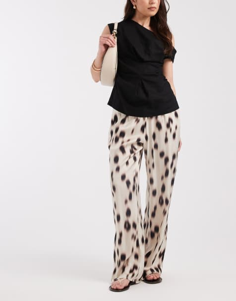 ASOS DESIGN satin pull on wide leg trouser in non print - view 1