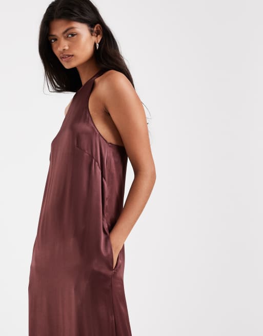 ASOS DESIGN satin racer neck maxikjole i chokolade, 2 af 4