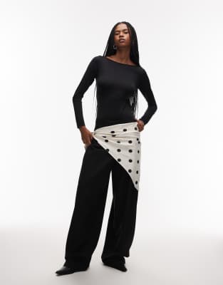 ASOS DESIGN - Satin-Schal in Cremeweiß mit Polka Dots-Bunt