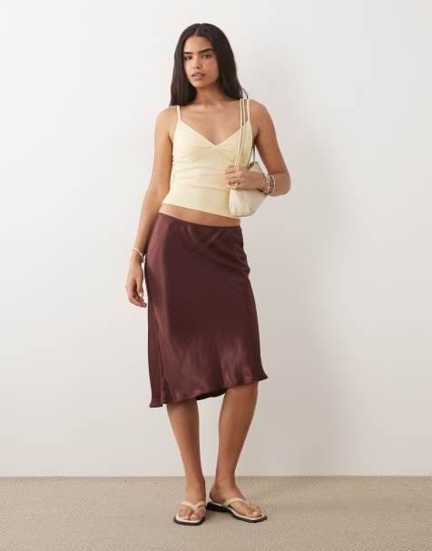 ASOS DESIGN – Satin-Schlupfrock im Stil der 90er in Schokoladenbraun - view 1