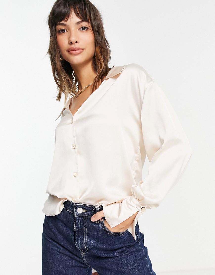 ASOS DESIGN satin shirt with collar and deep cuff in oyster-White