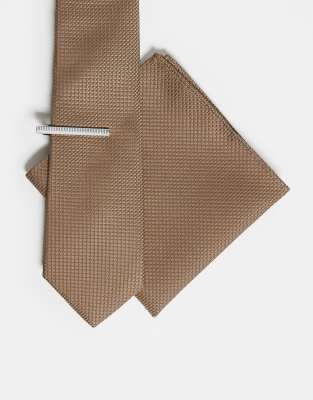 ASOS DESIGN ASOS DESIGN satin textured tie and pocket square with tie bar in beige-Brown