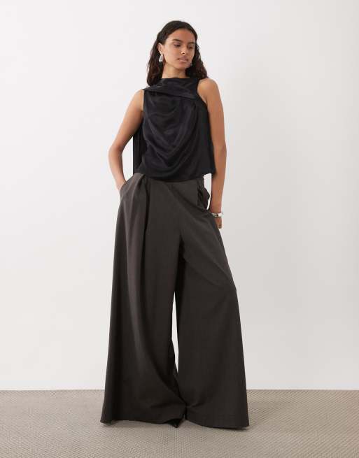 ASOS DESIGN satin top med draperet tørklædedetalje i sort, 2 af 4