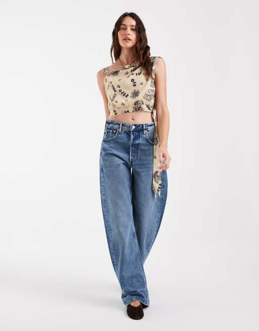 ASOS DESIGN satin topp med en axel i paisleymönster, set, 2 av 4