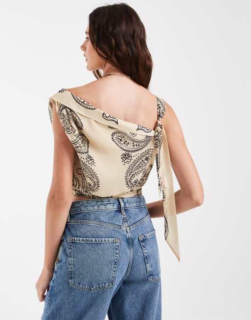 ASOS DESIGN satin topp med en axel i paisleymönster, set, 4 av 4