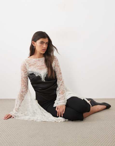 ASOS DESIGN satin-topp med spetsinslag och voluminös ärm i svart - view 1