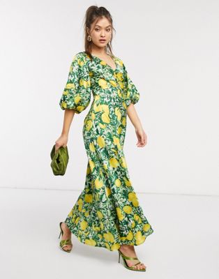ASOS DESIGN satin trapeze maxi dress with puff sleeves in lemon print ...