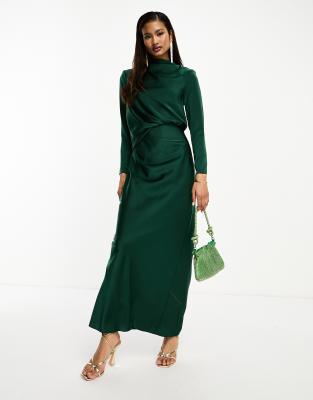 ASOS DESIGN satin tuck detail maxi dress with ruched detail in forest green  | ASOS