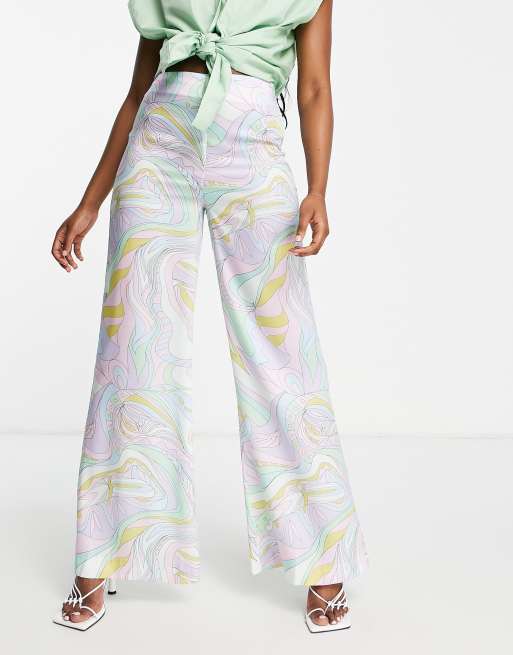 ASOS DESIGN - Satinbukser med svaj og paisley-print