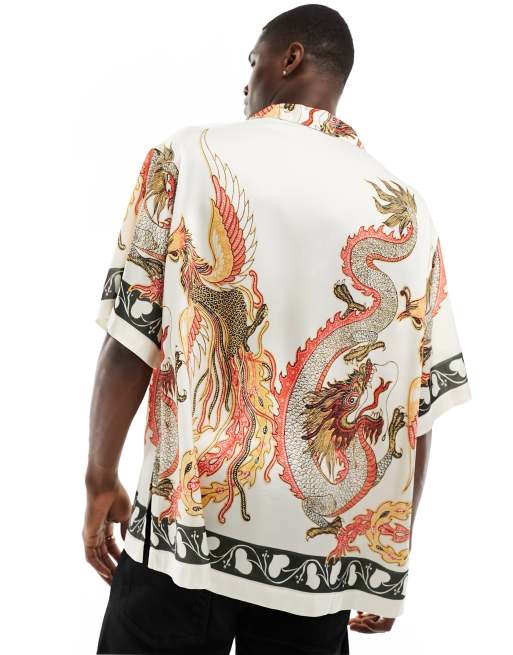 ASOS DESIGN - Satinskjorte med reverskrave og Phoenix-print i firkantet pasform, 2 af 4
