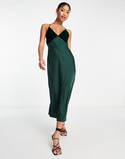 ASOS DESIGN – Satynowa sukienka midi na ramiączkach w kolorze leśnej zieleni z aksamitną wstawką na biuście