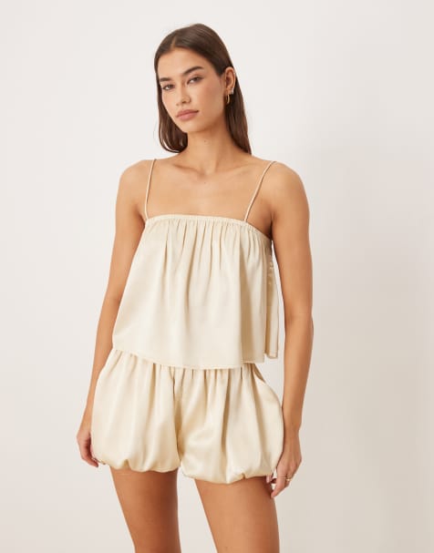 ASOS DESIGN – Satynowy top na ramiączkach do spania w kolorze kości słoniowej - view 1