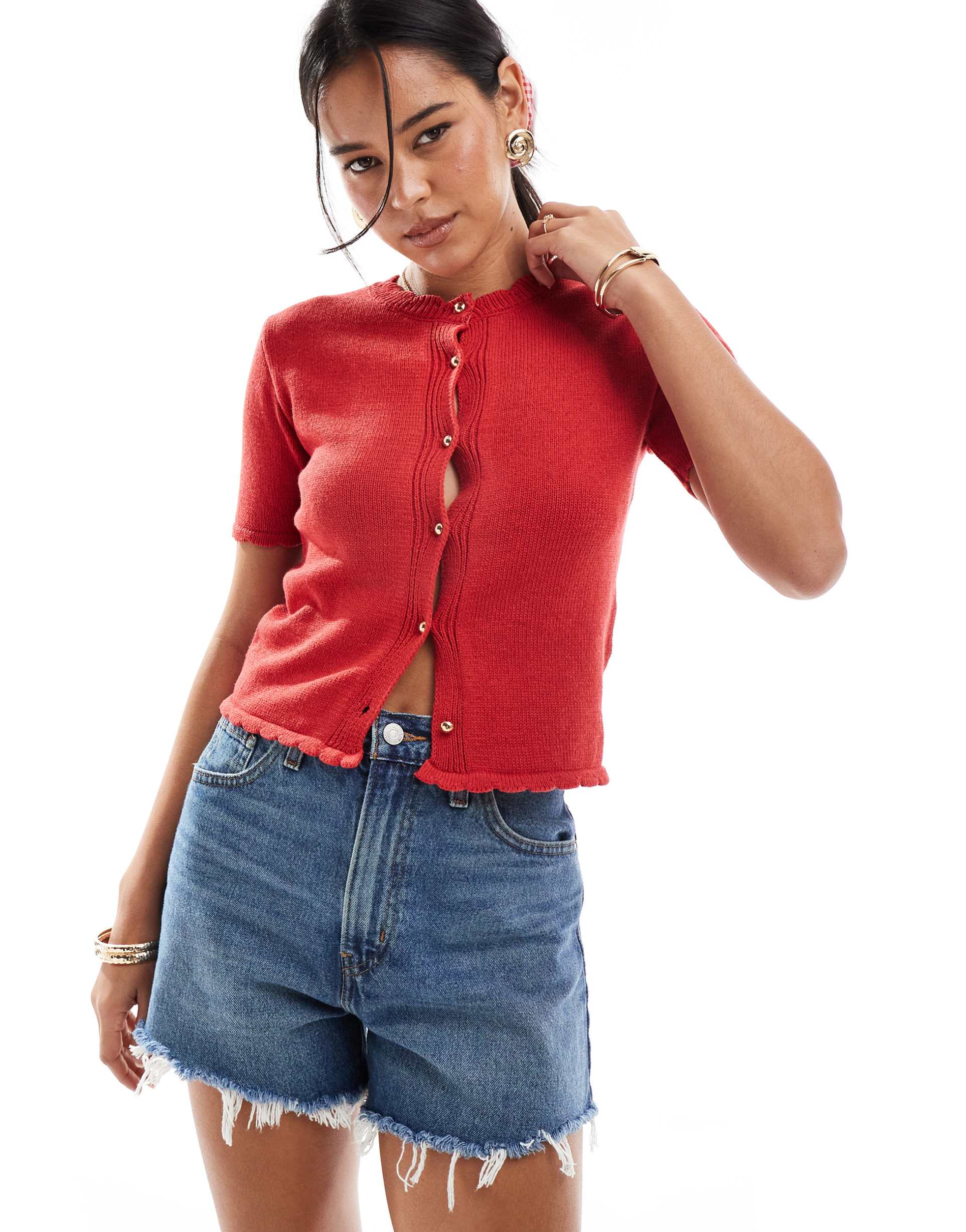 asos design scallop trim short sleeve cardigan with gold buttons in red
