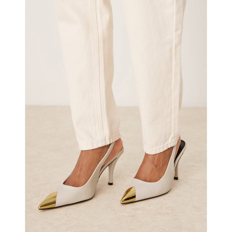 scarpe a punta con tacco medio