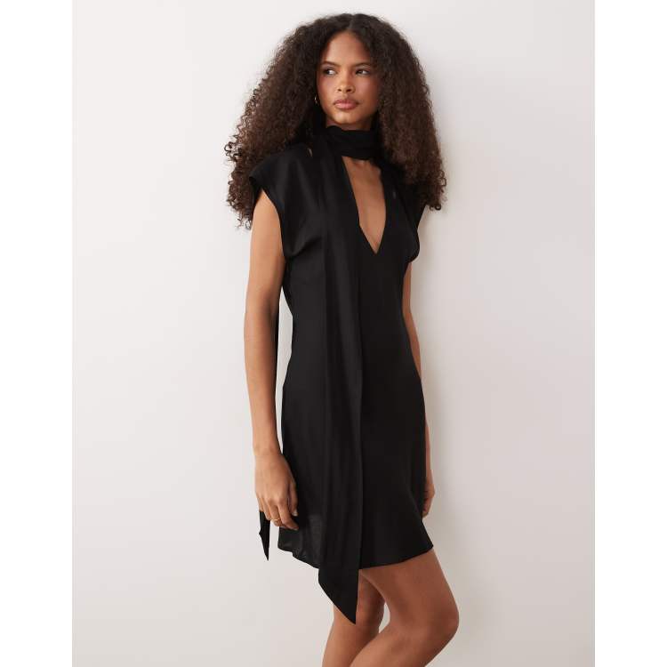 casual maxi dress nearby Miss Circle Raelyn Black and White Business M Color:Sea Mist (LightSeaGreen) Sleeveless V YGroup_bp308424 260506 Dog Clothes -