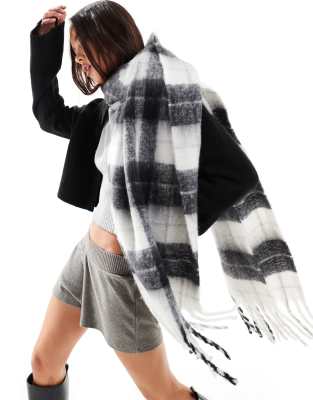 scarf with mono check design-Multi