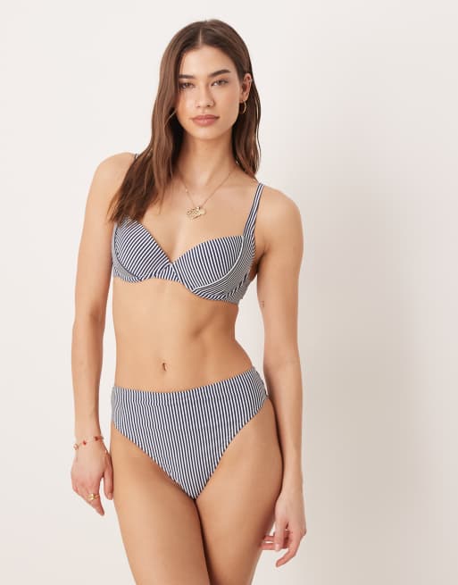 ASOS DESIGN – Scarlet – Sintra – Wattiertes Push-up-Bikinioberteil in Indigoblau mit Bügel und Streifenmuster, 4 von 4