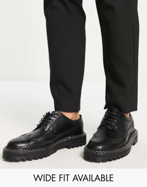ASOS DESIGN - Scarpe brogue con suola spessa in pelle, colore nero