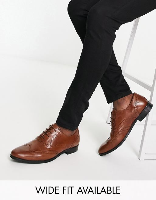 ASOS DESIGN - Scarpe Oxford stringate in pelle color cuoio
