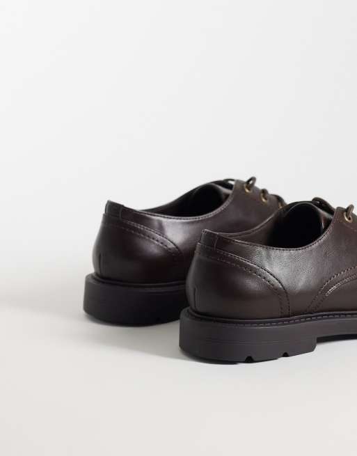 ASOS DESIGN scarpe stringate con punta a grembiule effetto coccodrillo goffrato, marroni, 4 di 4