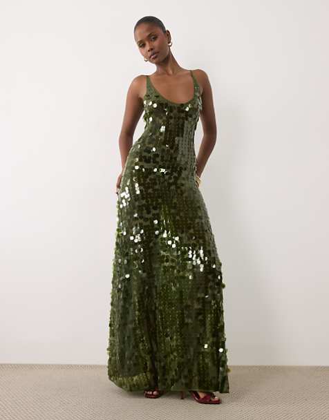 green christmas dress Emerald Velvet Women Prom Party Long Bridesmaid Dress Your little girl can get into the dress easily using the back zipper Adorable Girls Green Sparkle Christmas