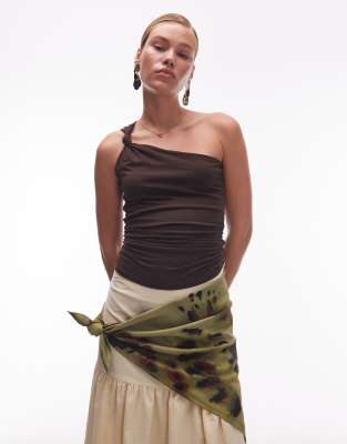 ASOS DESIGN - Schal aus Satin in Grün mit Batikmuster-Bunt