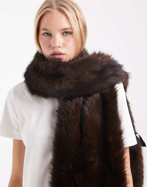 ASOS DESIGN Schal mit Faux-Fur und Quasten in Schokobraun - view 1