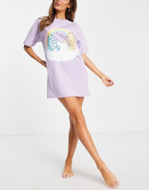 ASOS DESIGN – Schlaf-T-Shirt in Flieder mit <em>Glücksbärchis</em>-Print