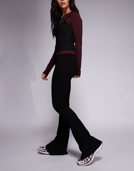 ASOS DESIGN – Schlaghose aus Ponte in Schwarz mit Biesen, 4 von 5