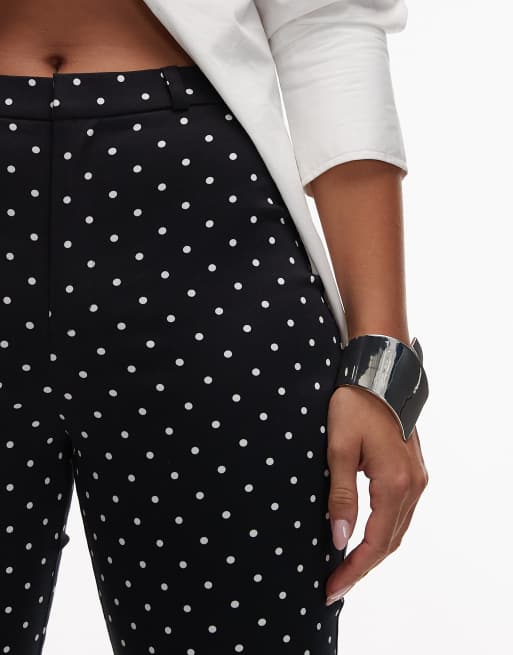 ASOS DESIGN – Schlaghose mit schmalem, kürzerem Bein und Polka Dots, Kombiteil, 2 von 5