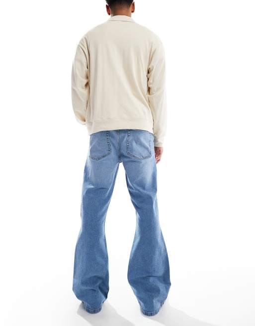 ASOS DESIGN – Schlagjeans in hellblauer Waschung, 3 von 5