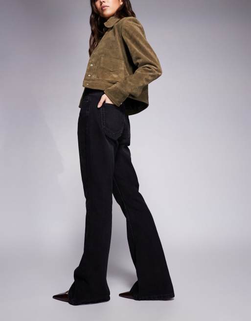 ASOS DESIGN – Schlagjeans in verwaschenem Schwarz im 90er-Stil, 3 von 5