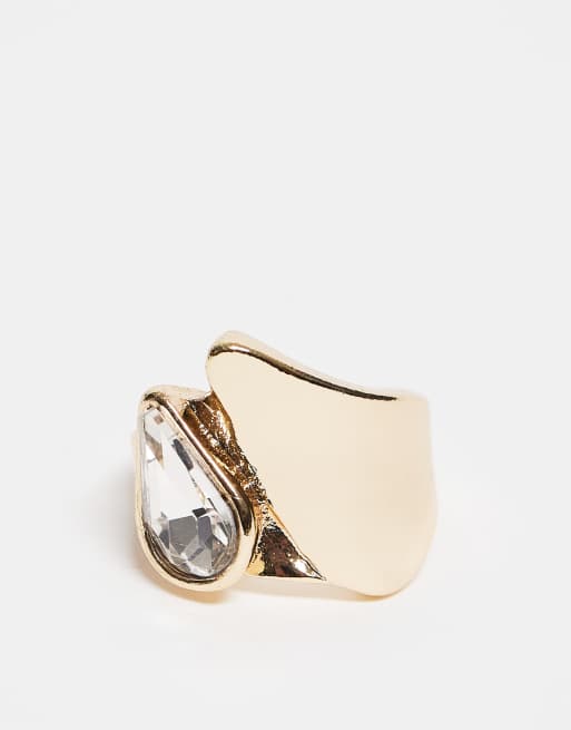 ASOS DESIGN – Schlichter, goldfarbener Ring mit transparentem Strassstein, 3 von 3