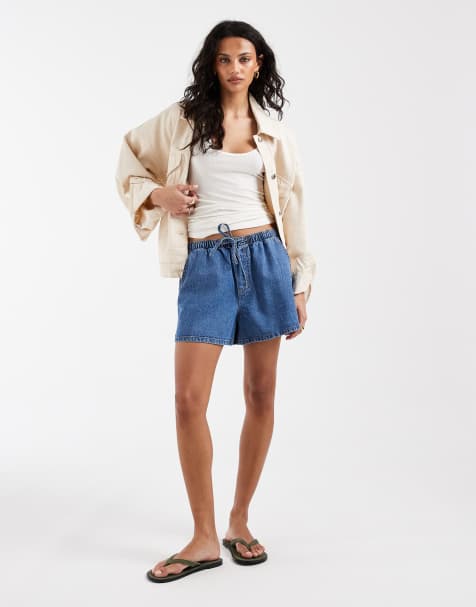 ASOS DESIGN – Schlupf-Jeansshorts in Mittelblau - view 1