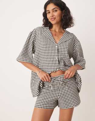 ASOS DESIGN - Schlupf-Shorts mit schwarz-weißem Vichy-Karo