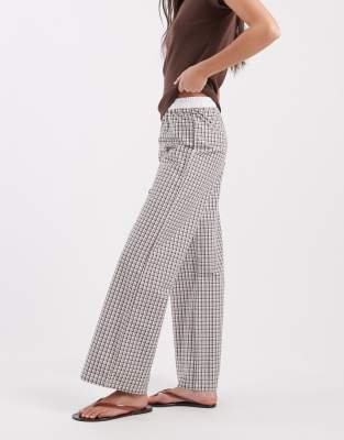 ASOS DESIGN - Schlupfhose mit Boxershorts-Bund und Karomuster, Kombiteil-Bunt