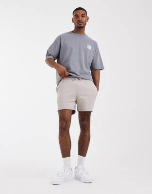 Schmal geschnittene Basic-Shorts aus Jersey in Grau-Neutral Neutral S