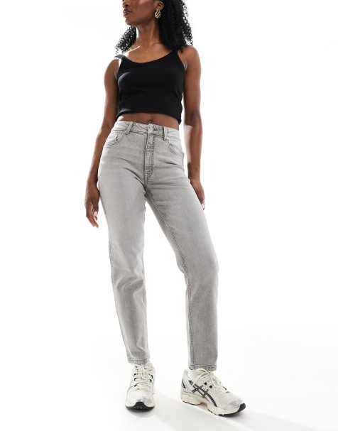 ASOS DESIGN – Schmal geschnittene, bequeme Mom-Jeans in Grau - view 1