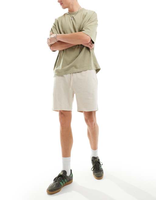 ASOS DESIGN – Schmal geschnittene Frottee-Shorts in Hellgrau